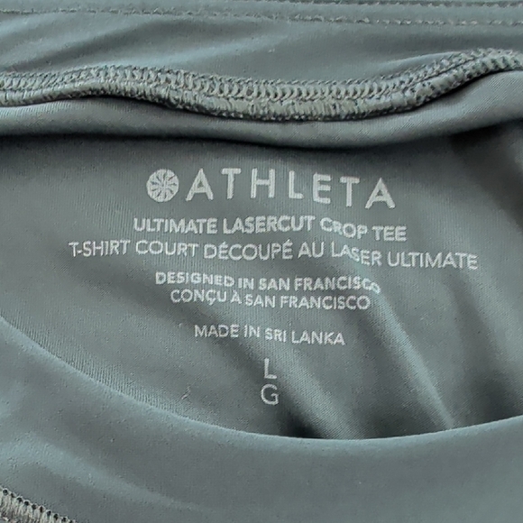 Athleta Ultimate Lasercut Crop Tee Teal NWT - Picture 7 of 8